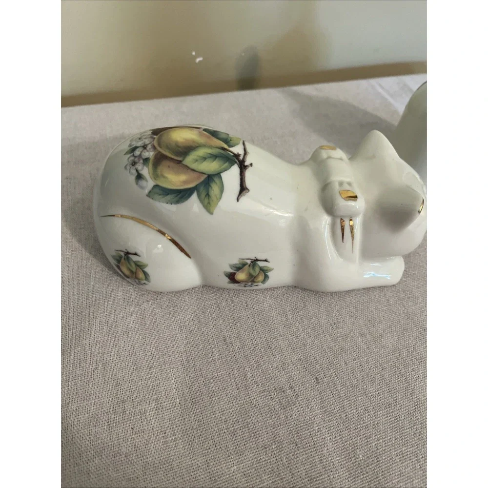 Sleeping Cat Porcelain Figurine & Bell (Formalities) Fruit Motif with Gold
